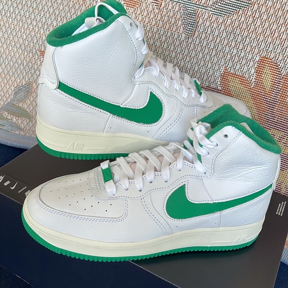 Nike Air Force 1 Sculpt

Men’s Shoes
White/Sail/Stadium Green
DQ5007-100 - Picture 12 of 16